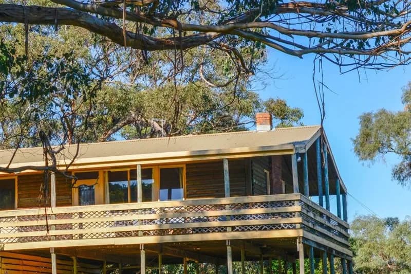 Iluka Retreat setting