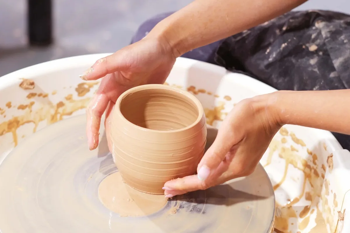 Clay Sydney setting