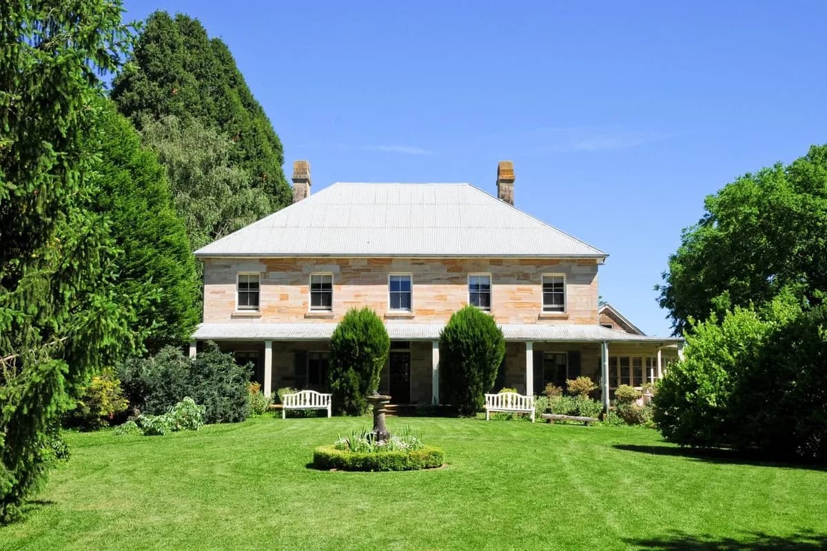 Golden Vale Homestead setting