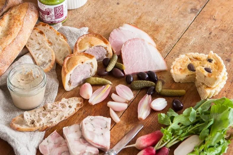 Piper Street Food Co setting