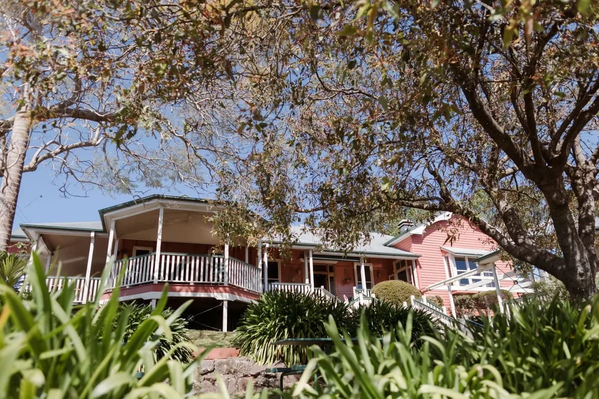 Mapleton Public House setting